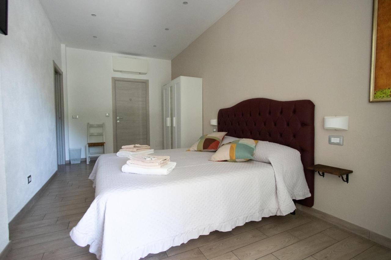 Bed and Breakfast Un Posto Al Sole Molino Nuovo  Exterior foto